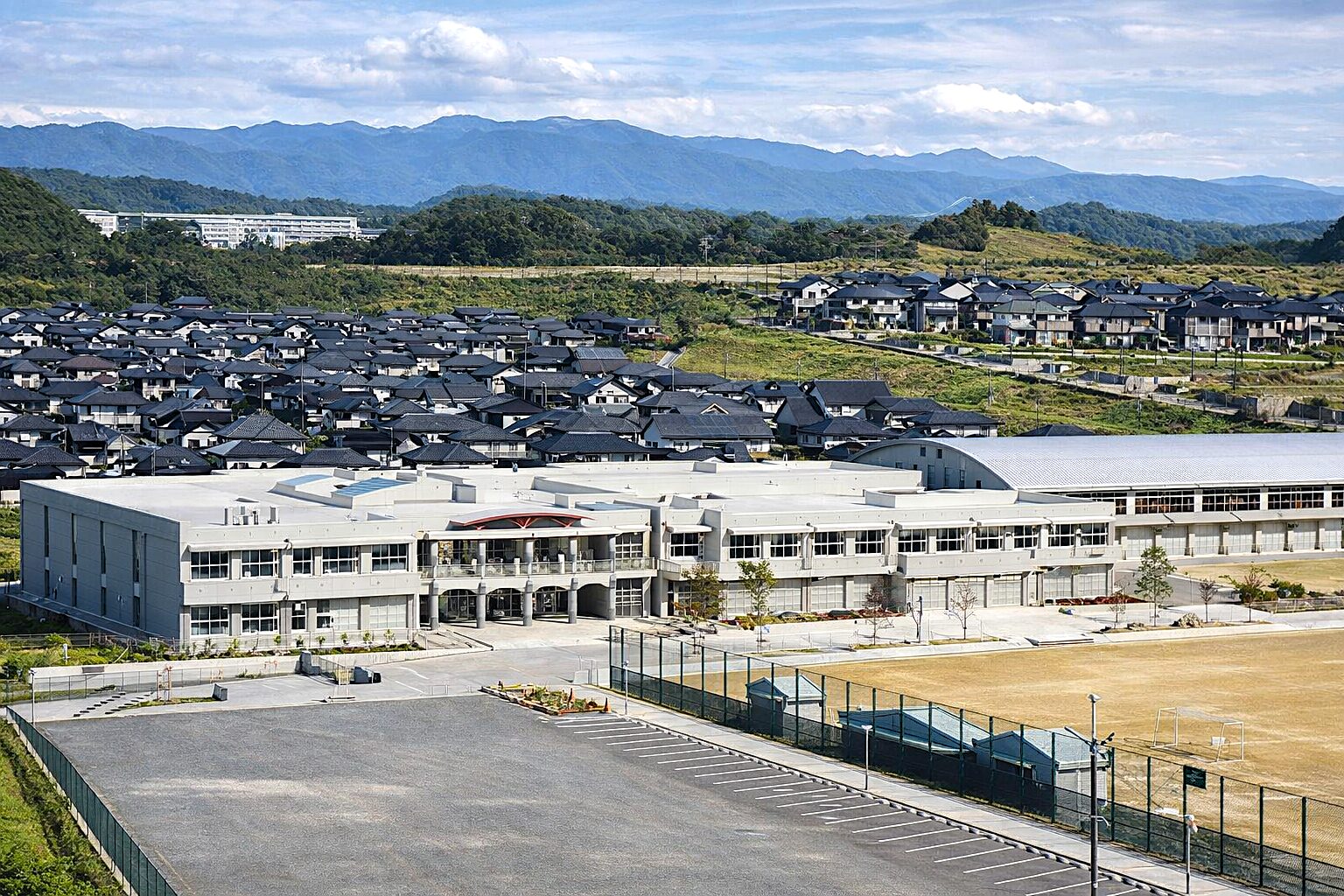 中央台南中学校 校舎新築工事／いわき市 中央台鹿島の外観